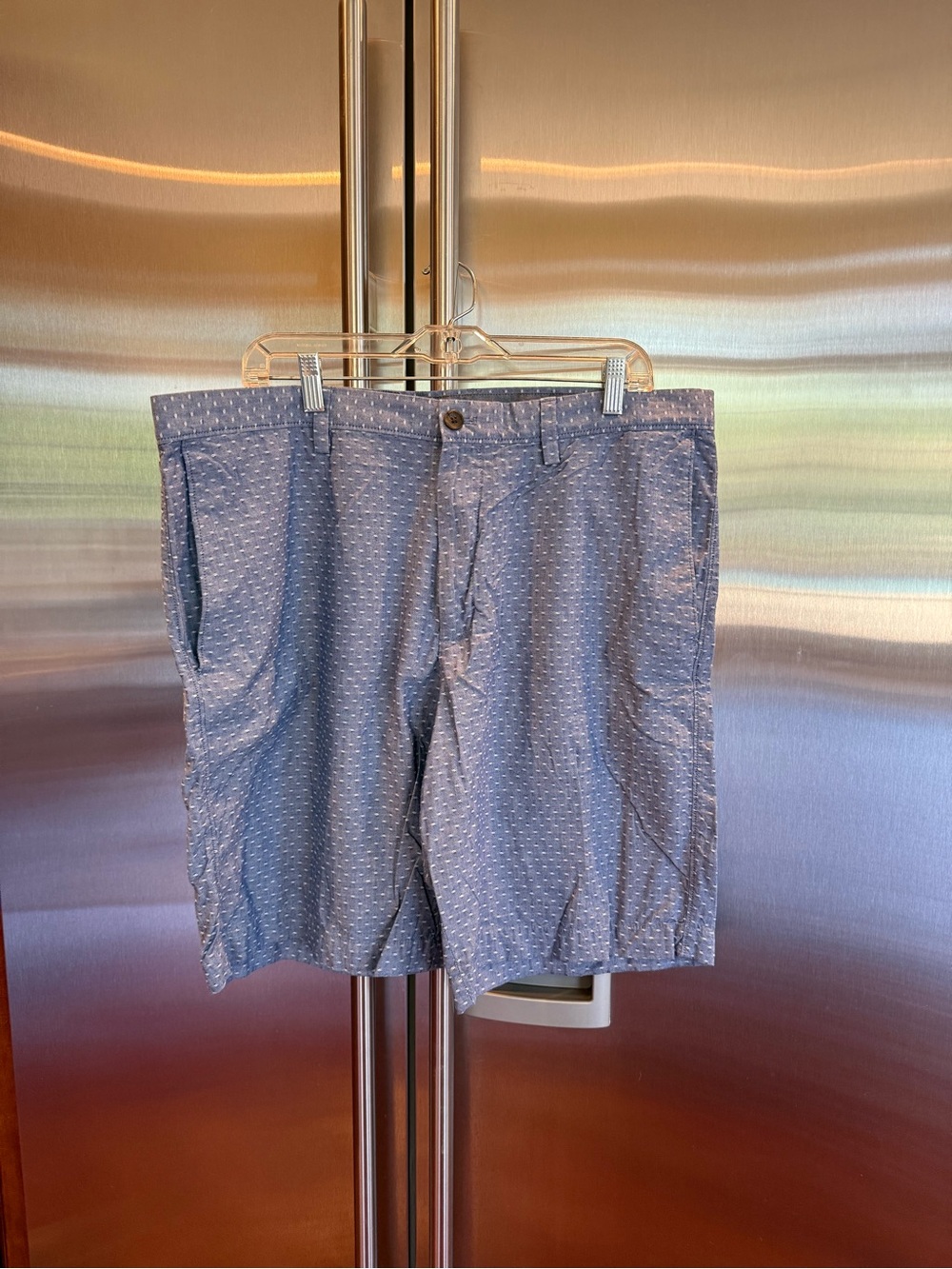 Banana Republic Blue Micro-Dot Flat Front Shorts, size 38